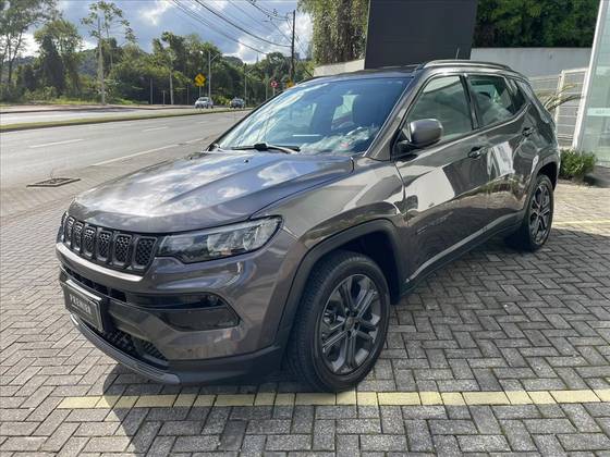 JEEP COMPASS 1.3 T270 TURBO FLEX LONGITUDE AT6 JEEP COMPASS 1.3 T270 TURBO FLEX LONGITUDE AT6